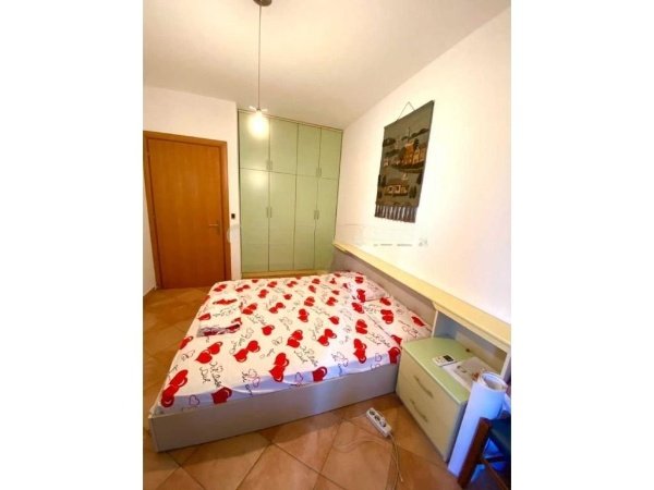 Tirane, jepet me qera apartament 1+1+Aneks+Ballkon Kati 6, 46 m² 550 € (Rruga e Bogdaneve)