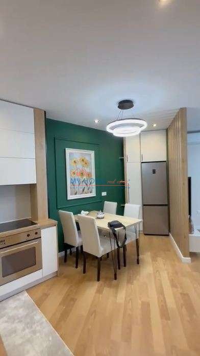Tirane, shitet apartament 2+1+Ballkon Kati 1, 89 m² 245.000 € (Kopeshti Zologjik)