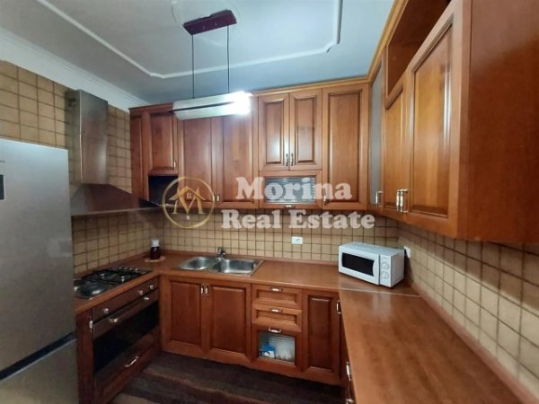 Tirane, jepet me qera apartament 1+1 Kati 3, 74 m² 550 € (Kompleksi Delijorgji)