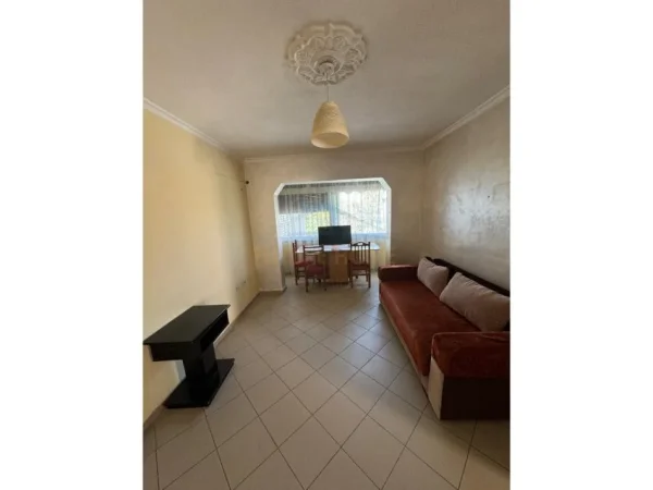 Tirane, shitet apartament 1+1 Kati 3, 53 m² 110.000 € 