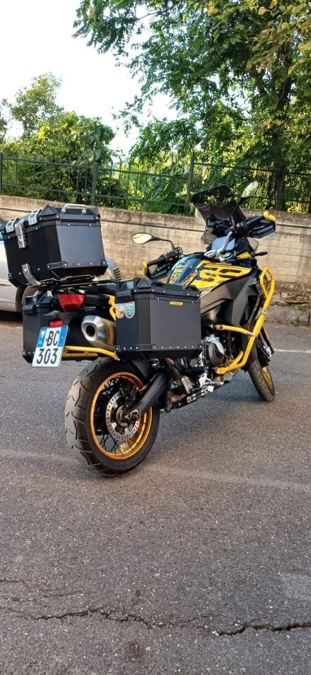 Tirane, OKAZION Shitet BMW - GS 850 Adventure - Viti 2021 , me 35.000 km - Cmimi 14400 €