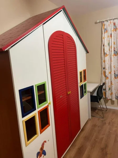 Tirane, jepet me qera apartament 2+1+Ballkon Kati 1, 110 m² 610 € (Rruga "Dibres")
