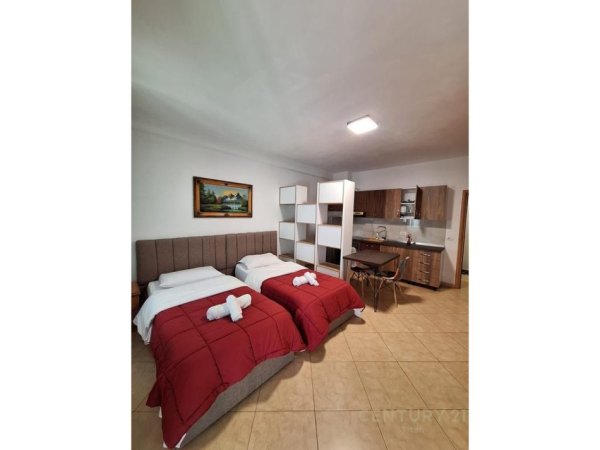 Tirane, shitet garsonier 1+1 Kati 2, 93 m² 204.000 € (RRUGA E DURRESIT)