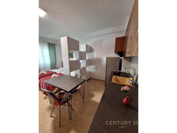 Tirane, shitet garsonier 1+1 Kati 2, 93 m² 204.000 € (RRUGA E DURRESIT)