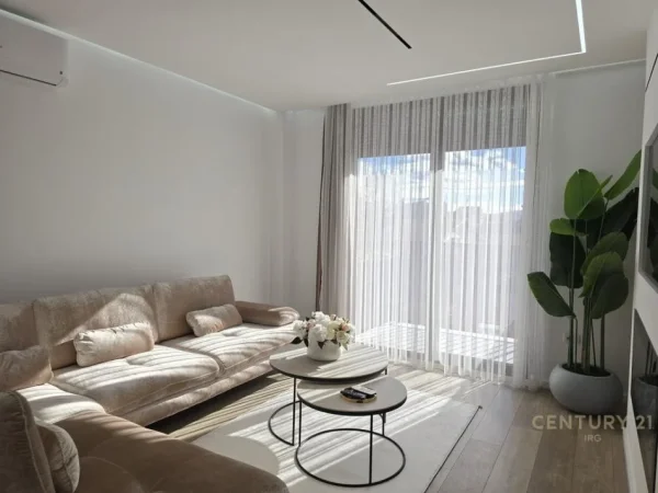 Tirane, jepet me qera apartament 1+1 Kati 3, 70 m² 850 € (Shkolla e kuqe)