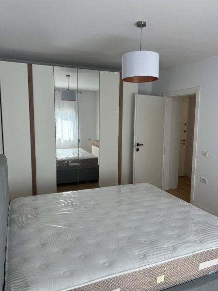 Tirane, jepet me qera apartament 2+1 Kati 2, 90 m² (Bulevardi Zogu I)