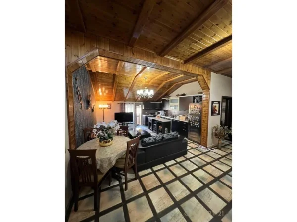 Tirane, shitet apartament 3+1 Kati 2, 132 m² 170.000 € 