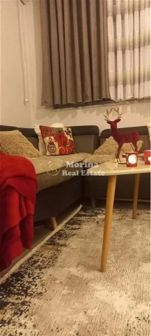 Tirane, jepet me qera apartament 1+1 Kati 1, 50 m² 400 € (Fresku)