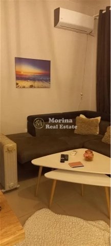 Tirane, jepet me qera apartament 1+1 Kati 1, 50 m² 400 € (Fresku)