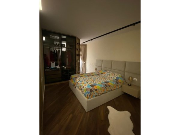 Tirane, shitet apartament 1+1 Kati 3, 97 m² 187.000 € 