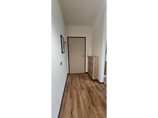 Tirane, jepet me qera 1+1 Kati 4, 69 m² 600 € 