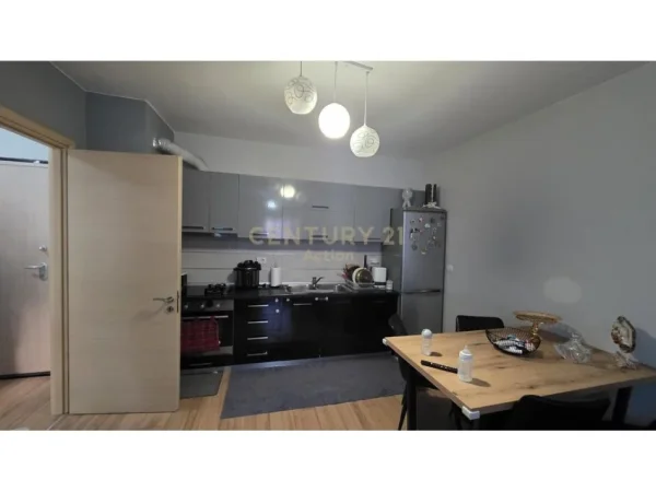 Shitet apartament 1+1 te kompleksi Magnet, 180,000 €