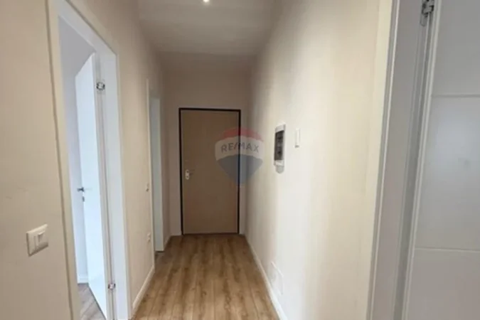 Tirane, shitet apartament 2+1 Kati 4, 100 m² 135.000 € (Rruga Muhamet Deliu)
