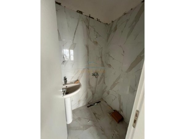 Tirane, shitet apartament 2+1 Kati 3, 99 m² 250.000 € 