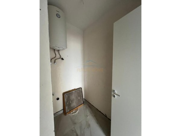 Tirane, shitet apartament 2+1 Kati 3, 99 m² 250.000 € 