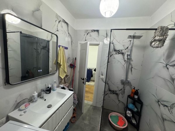 Tirane, shitet apartament 2+1 Kati 9, 90 m² 155.000 € (Tv Klan Pallatet Fratari)