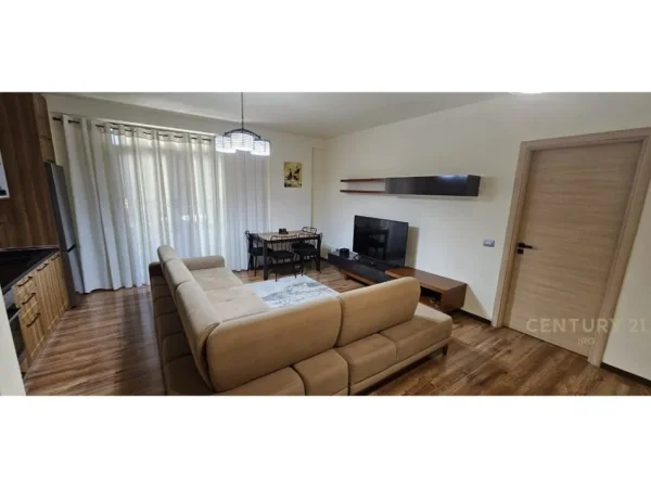 Tirane, jepet me qera apartament 1+1 Kati 4, 69 m² 600 € 