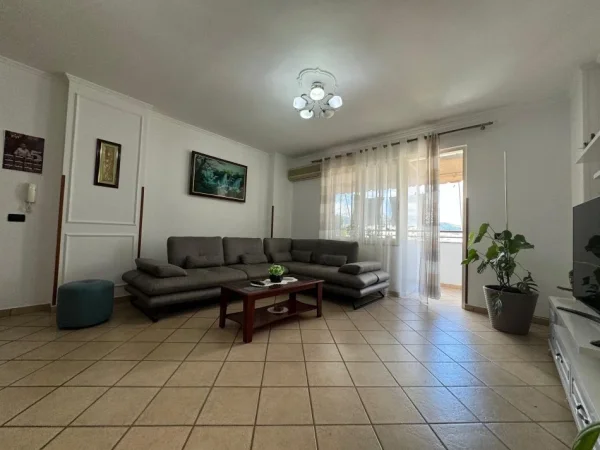 Tirane, shitet apartament 2+1 , 120 m² 315.000 € (Petro Nini)