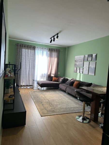 Tirane, jepet me qera apartament 2+1 Kati 9, 95 m² 700 € 