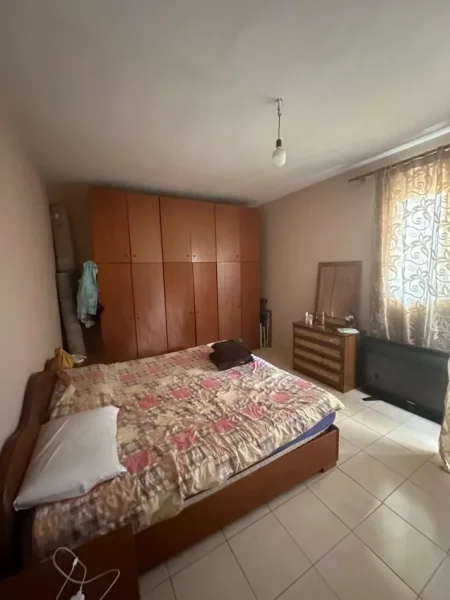 Tirane, shitet Vile 2 Katshe Kati 2, 310 m² 230.000 € (Yzberisht)