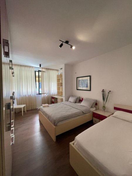 Tirane, shitet apartament 1+1 Kati 1, 60 m² 130.000 €