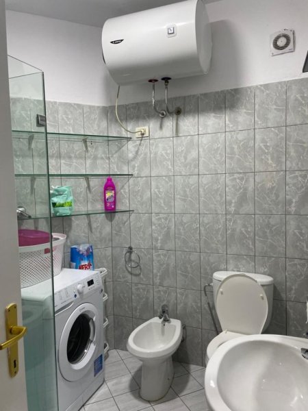 Tirane, shitet apartament 1+1 Kati 1, 60 m² 130.000 €