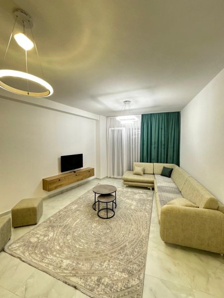 Tirane, jap me qera apartament 2+1 Kati 8, 115 m² 600 € (Kompleksi Jolla)