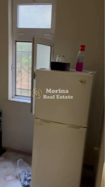 Tirane, jepet me qera apartament 2+1 Kati 1, 80 m² 400 € (Don Bosko)