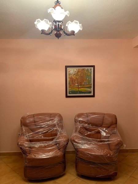 Tirane, jepet me qera apartament 2+1+Ballkon Kati 9, 80 m² 500 € (Lulishtja Komuna e Parisit)