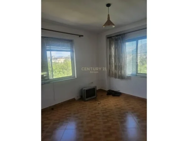 Tirane, shitet apartament 2+1 Kati 3, 78 m² 148.000 € 