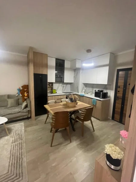 Tirane, shitet apartament 1+1+Ballkon Kati 0, 104 m² 84.000 € (Univers City 104m2 Totale Per Vetem 84,000€)