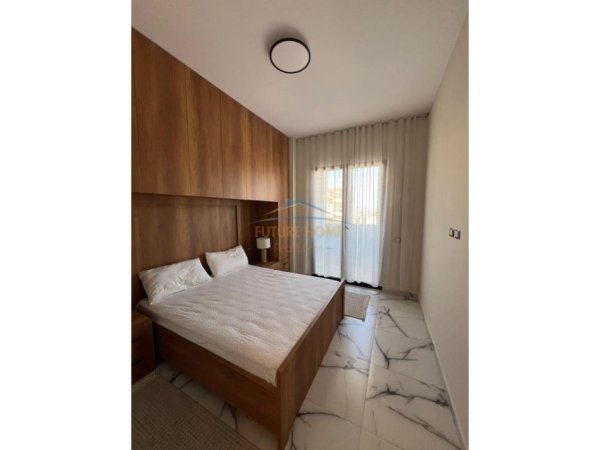 Tirane, jepet me qera apartament 1+1 Kati 4, 80 m² 800 € (Vasil Shanto)