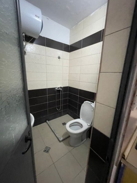 Tirane, jepet me qera apartament 1+1 Kati 4, 50 m² 350 € (Ish Parku ,21 Dhjetori)