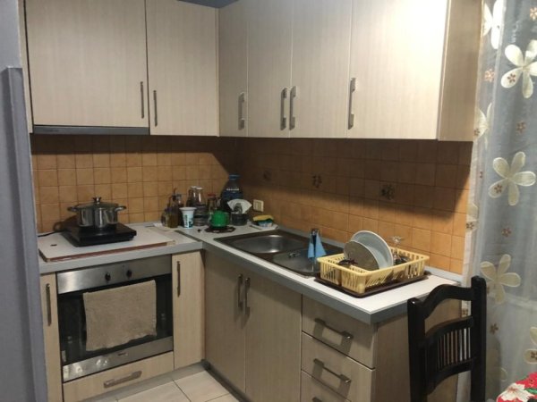 Tirane, jepet me qera apartament 1+1 Kati 4, 70 m² 350 € 