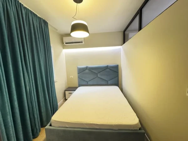 Tirane, shitet apartament 1+1 Kati 2, 44 m² 135.000 € (Blloku Gjimnazi Petro Nini)