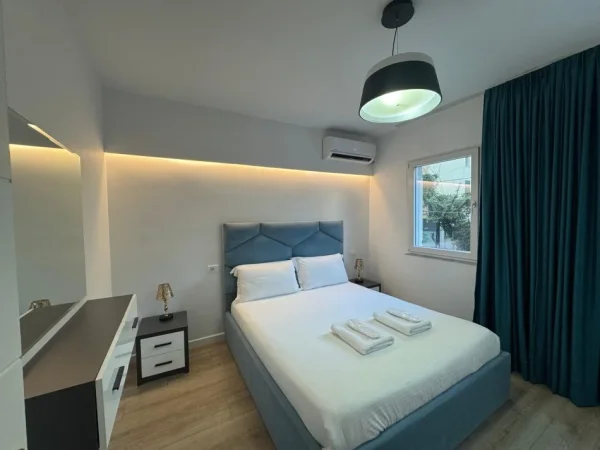 Tirane, shitet apartament 2+1+Ballkon Kati 2, 89 m² 240.000 € (Blloku, Gjimnazi Petro Nini)