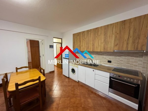Tirane, jepet me qera apartament 1+1 Kati 1, 55 m² 400 € (RRUGA PJETER BUDI,QYTET STUDENTI)