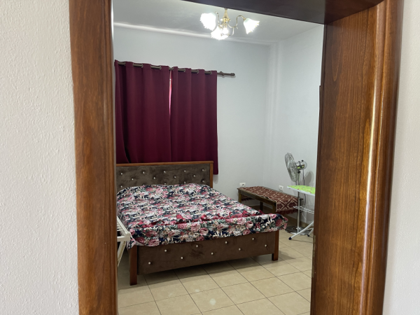 Shkoder, jepet me qera shtepi 2+1+Ballkon Kati 1, 200 m² 300 € (teodor ipen)