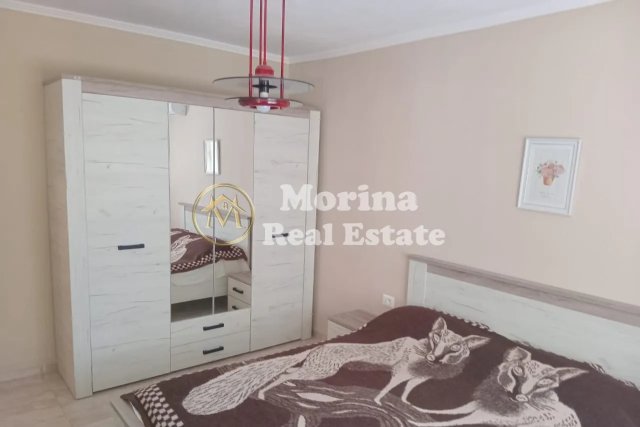 Tirane, jepet me qera apartament 2+1 Kati 1, 80 m² 700 € (Qender)