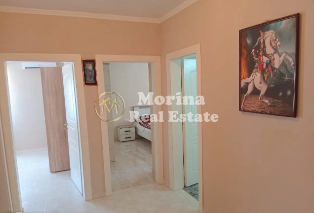 Tirane, jepet me qera apartament 2+1 Kati 1, 80 m² 700 € (Qender)