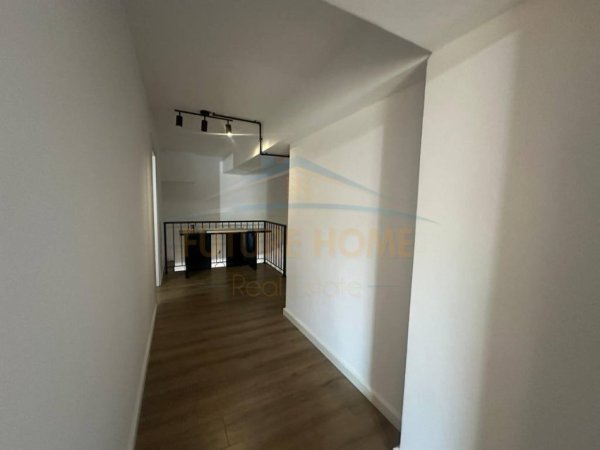 Tirane, jepet me qera apartament duplex Dublex Kati 1, 105 m² 550 € (Rezidencën “Golden Park” Selite)