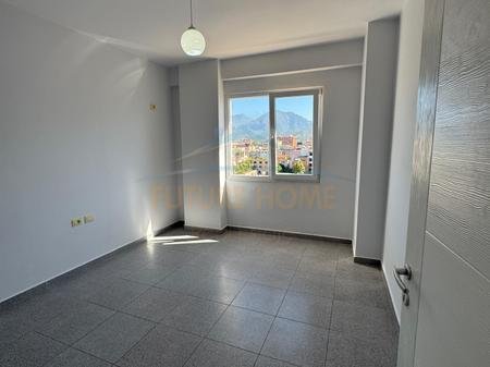 Tirane, shitet apartament 2+1 Kati 7, 96 m² 177.000 € (Oxhaku)
