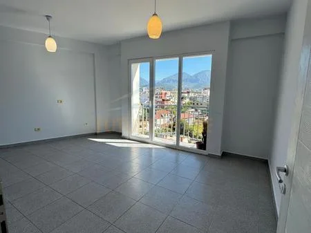 Tirane, shitet apartament 2+1 Kati 7, 96 m² 177.000 € (Oxhaku)