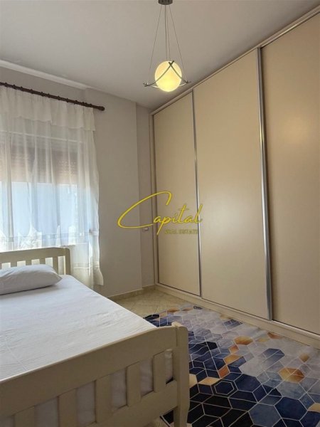 Tirane, jepet me qera apartament 2+1 Kati 5, 85 m² 700 € (21 DHJETORI)