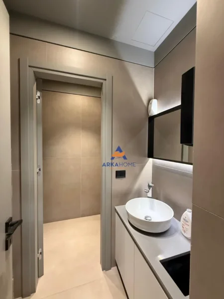 Tirane, jepet me qera bar-kafe Kati 0, 162 m² 1.600 € (KODRA DIELLIT 1)