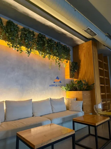 Tirane, shitet bar-kafe Kati 0, 162 m² 360.000 € (REZIDENCA KODRA E DIELLIT 1)