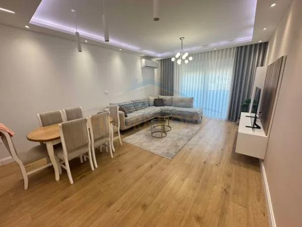 Tirane, shitet apartament 2+1 Kati 6, 105 m² 126.000 € (FRESK)   UNA55675