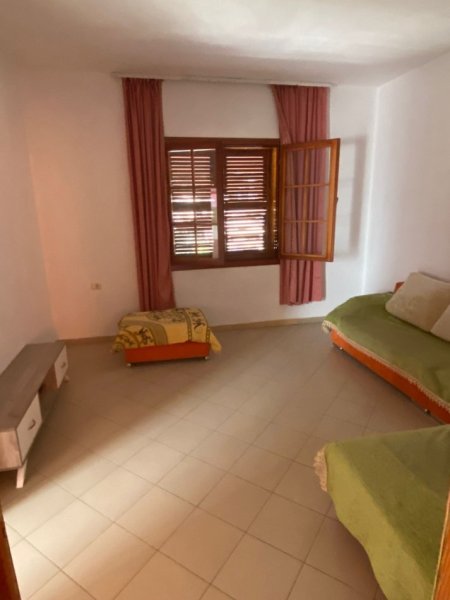 Tirane, jepet me qera apartament 1+1 Kati 2, 70 m² 270 € (Institut)