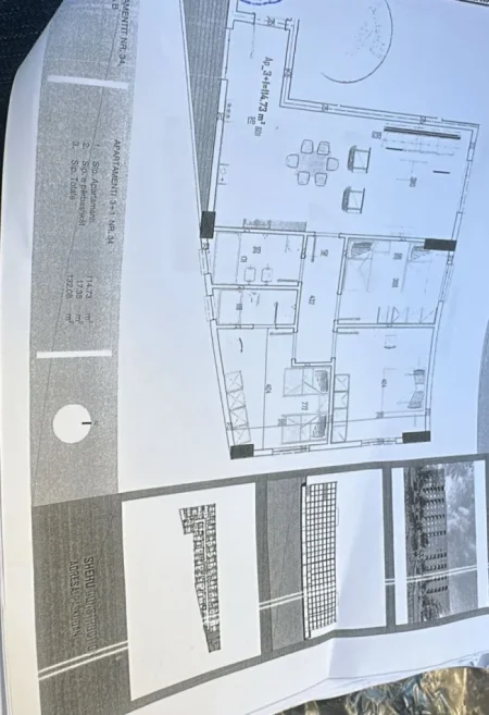 Tirane, shitet apartament 3+1+Ballkon Kati 4, 132 m² 151.800 € (PASKUQAN)