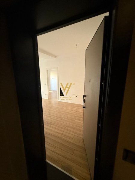 Tirane, shitet apartament 2+1+Ballkon Kati 4, 113 m² 320.000 € (GARDEN BUILDING)